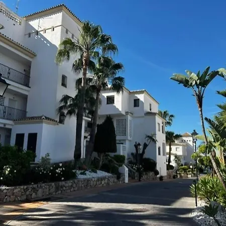 Apartment Ruim Appartement, Zonnig Terras, Alhaurin Golf! *