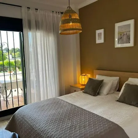 Ruim Appartement, Zonnig Terras, Alhaurin Golf! Apartment
